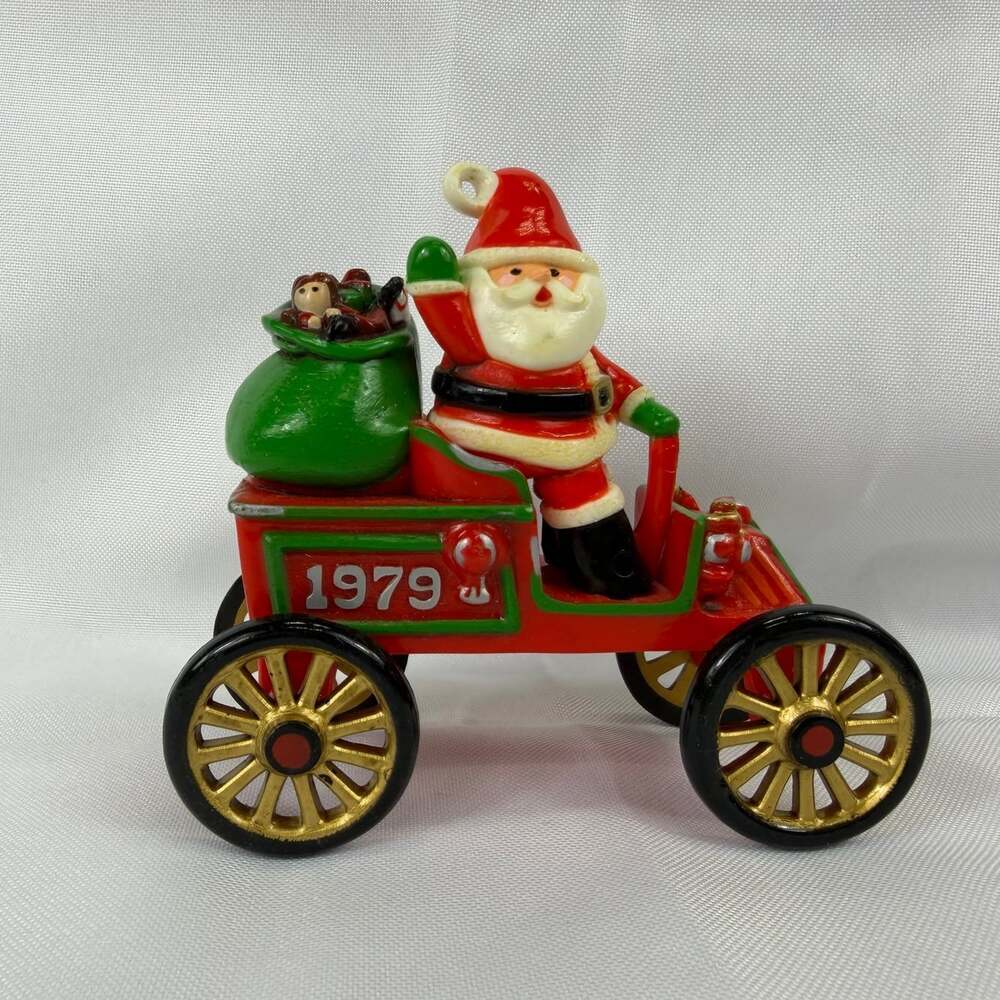 Vtg HALLMARK Christmas Ornament Here Comes Santa’s Motor Car 1st In Series 1979